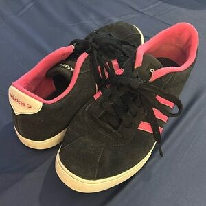 Black/pink suede Adidas Neo sneakers